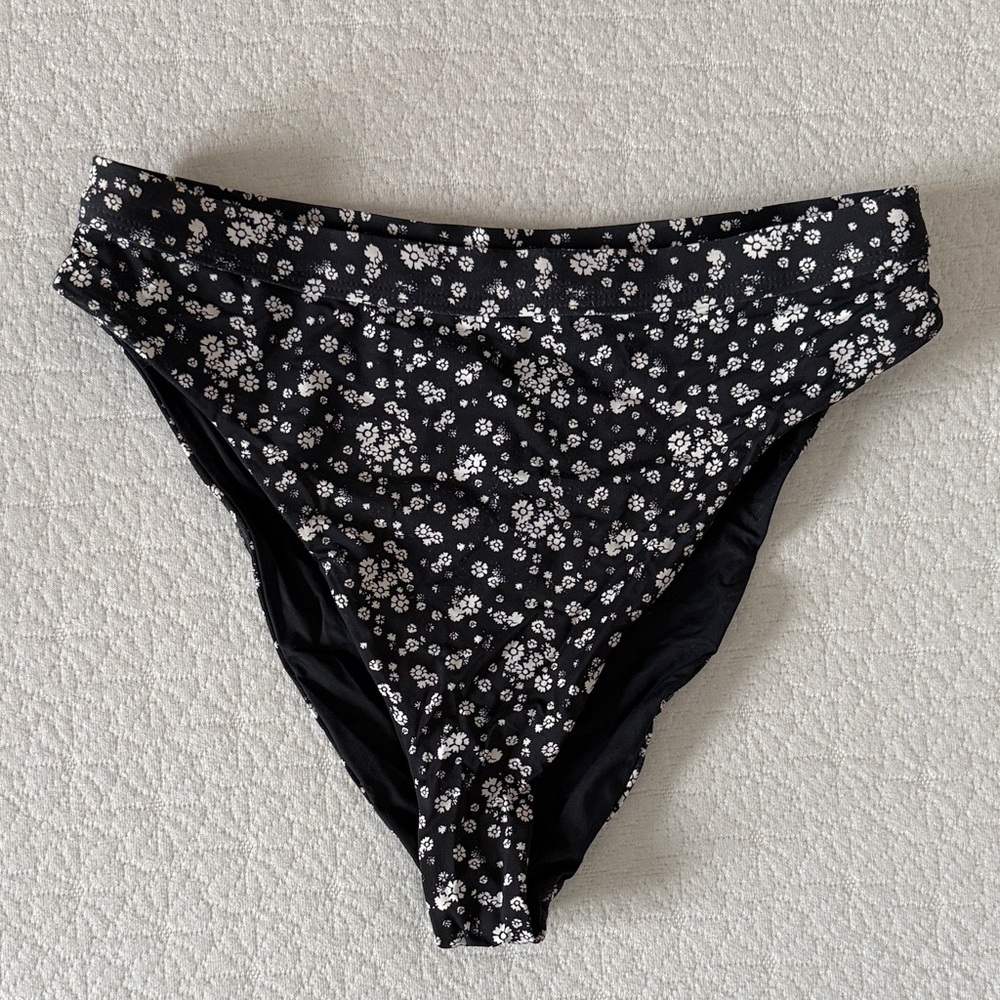 Dippin' Daisy's Black and White Floral Swim Bottoms high waisted